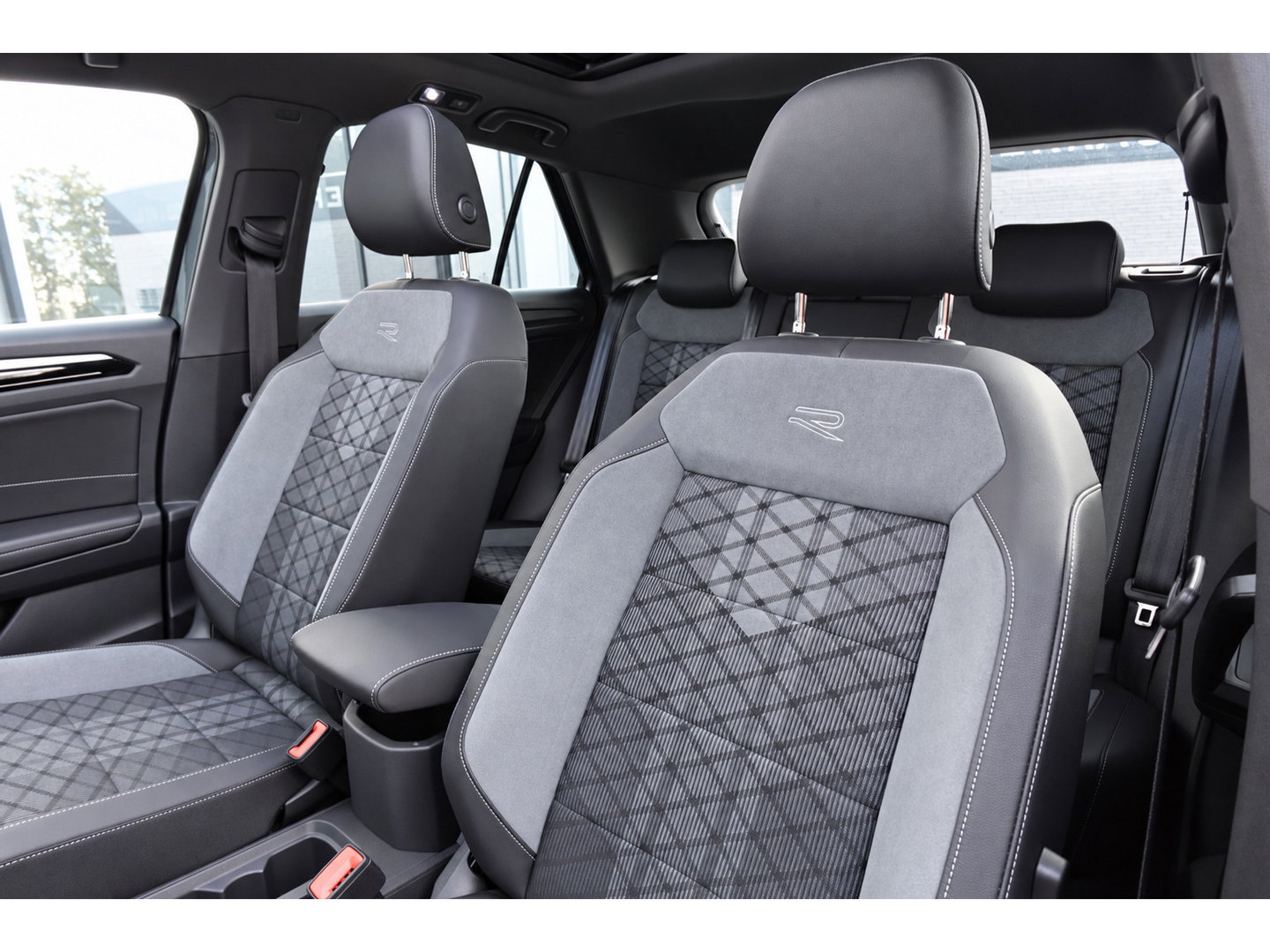 Volkswagen T-Roc 1.5 TSI R-Line PANO BEATS ASCOT GREY VOL
