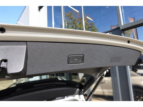 Volkswagen T-Roc 1.5 TSI R-Line PANO BEATS ASCOT GREY VOL