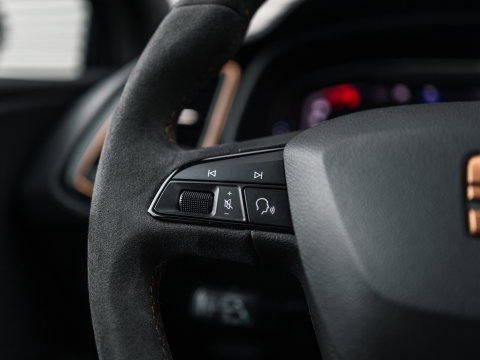 SEAT Leon ST 2.0 TSI CUPRA R 4DRIVE BLACKNESS GREY CARBON