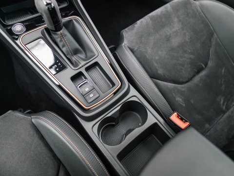 SEAT Leon ST 2.0 TSI CUPRA R 4DRIVE BLACKNESS GREY CARBON