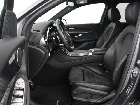 Mercedes-Benz GLC 300e 4MATIC Premium Plus