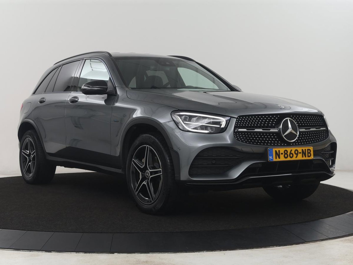 Mercedes-Benz GLC 300e 4MATIC Premium Plus