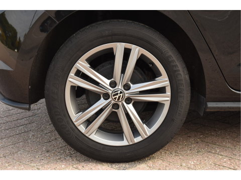 Volkswagen Polo 1.0 TSI R-Line Edition Executive 96 pk | NL-Auto | Carplay | Autom.airco | Adapt.CC | DAB | PDC rondom | LM-Velgen | NAP