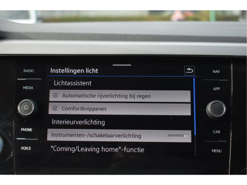 Volkswagen Polo 1.0 TSI R-Line Edition Executive 96 pk | NL-Auto | Carplay | Autom.airco | Adapt.CC | DAB | PDC rondom | LM-Velgen | NAP