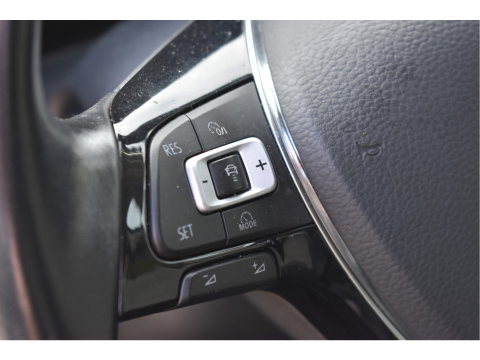 Volkswagen Polo 1.0 TSI R-Line Edition Executive 96 pk | NL-Auto | Carplay | Autom.airco | Adapt.CC | DAB | PDC rondom | LM-Velgen | NAP