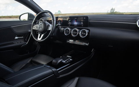 Mercedes-Benz CLA Shooting Brake 250e Business Solution (PHEV) CARPLAY / CRUISE CONTROLE / AMBIENT LIGHTING / CAMERA