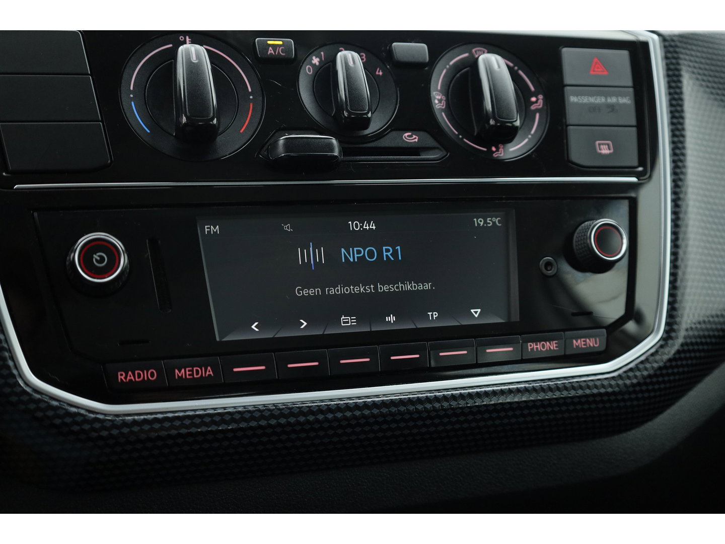 Volkswagen up! 1.0 BMT move up! | Rijklaar! | Bluetooth | Cruise | All Seasons | PDC A | Airco