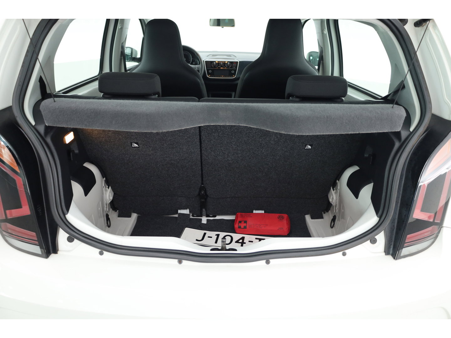 Volkswagen up! 1.0 BMT move up! | Rijklaar! | Bluetooth | Cruise | All Seasons | PDC A | Airco