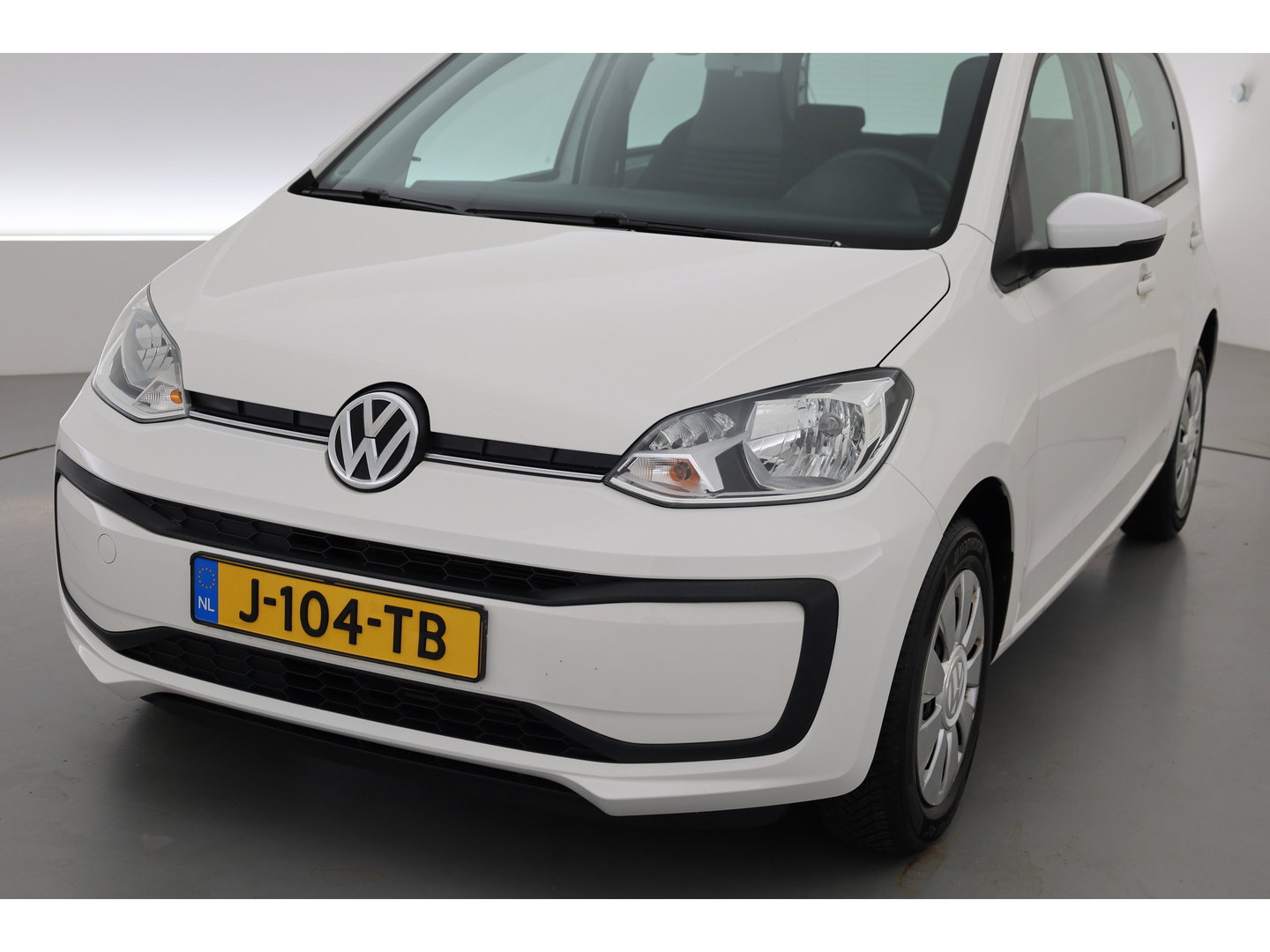 Volkswagen up! 1.0 BMT move up! | Rijklaar! | Bluetooth | Cruise | All Seasons | PDC A | Airco