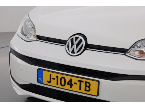Volkswagen up! 1.0 BMT move up! | Rijklaar! | Bluetooth | Cruise | All Seasons | PDC A | Airco