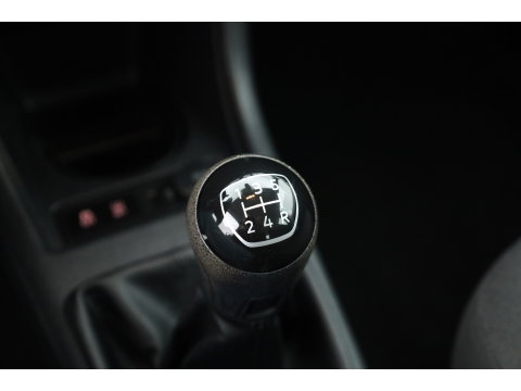 Volkswagen up! 1.0 BMT move up! | Rijklaar! | Bluetooth | Cruise | All Seasons | PDC A | Airco
