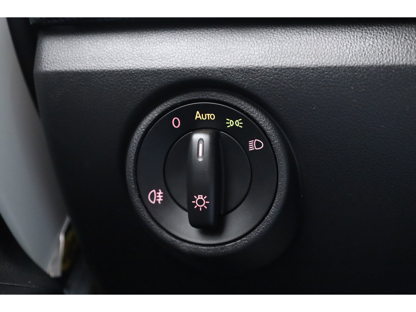 Volkswagen up! 1.0 BMT move up! | Rijklaar! | Bluetooth | Cruise | All Seasons | PDC A | Airco