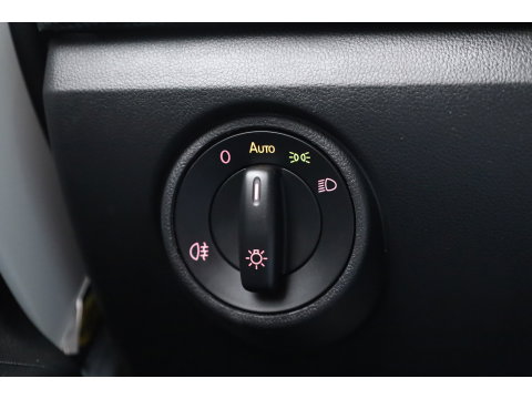 Volkswagen up! 1.0 BMT move up! | Rijklaar! | Bluetooth | Cruise | All Seasons | PDC A | Airco