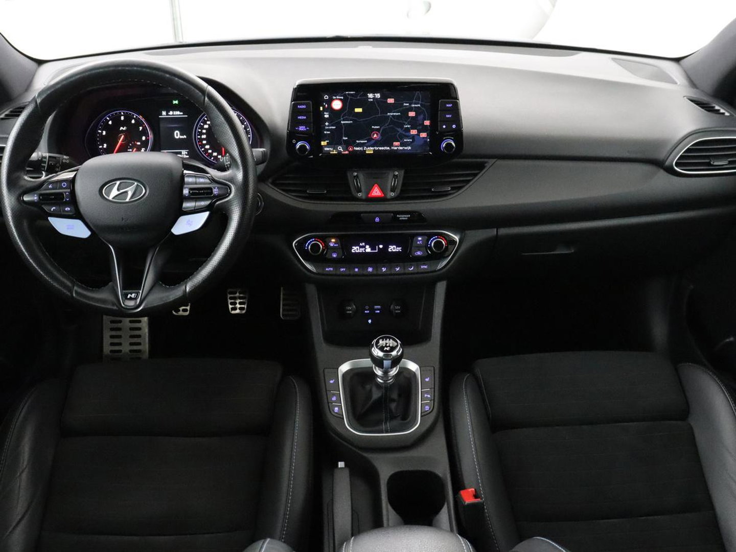 Hyundai i30 2.0 T-GDI N1 Performance | Panoramadak | Memory | Cruise control | Stuur/stoel verwarming | Camera | Park assist | Carplay | Climate control | 19" velgen