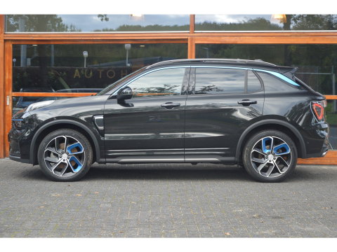 Lynk & Co 01 Hybrid| 80km Elektrisch! | Infinity sound | Zwarte hemel | 360° Camera | Panoramadak |