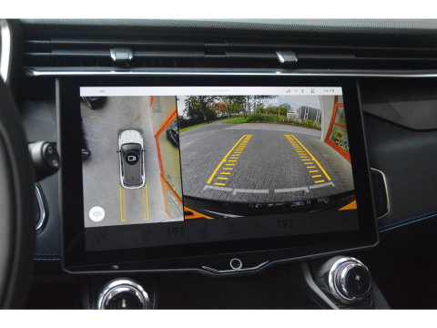 Lynk & Co 01 Hybrid| 80km Elektrisch! | Infinity sound | Zwarte hemel | 360° Camera | Panoramadak |