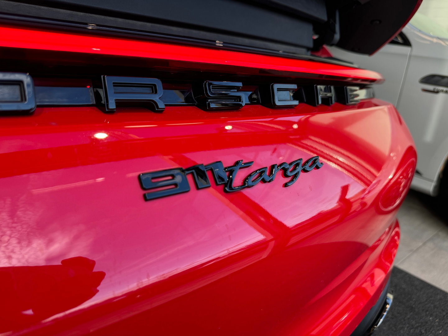 Porsche 911 3.0 4 Targa Cabrio Bose|Memory|Keyles|Sportuitlaat