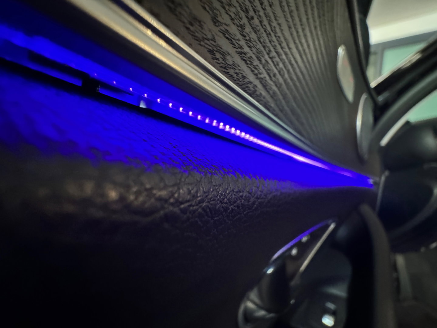 Mercedes-Benz E-Klasse 200 4MATIC Pano|BlindSpot|Cruise Control|Camera