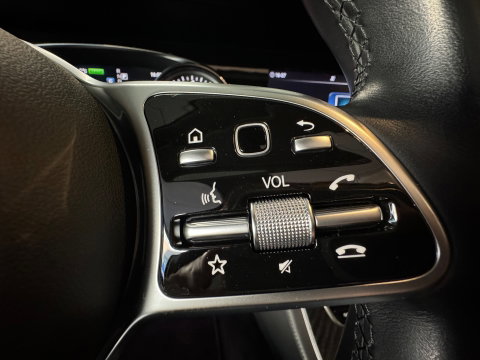 Mercedes-Benz E-Klasse 200 4MATIC Pano|BlindSpot|Cruise Control|Camera