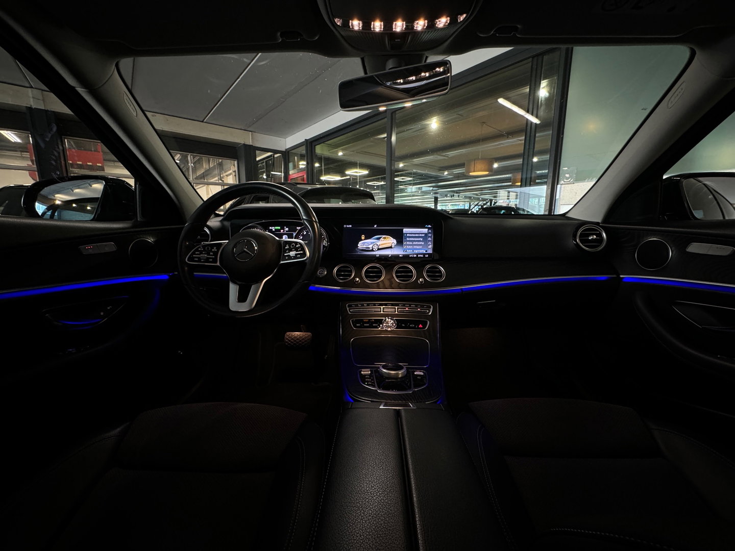 Mercedes-Benz E-Klasse 200 4MATIC Pano|BlindSpot|Cruise Control|Camera