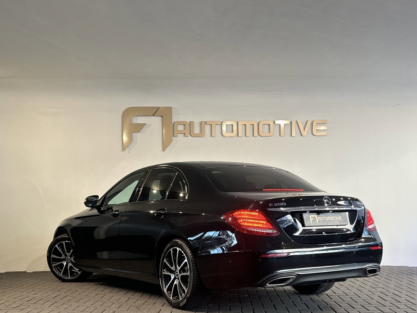 Mercedes-Benz E-Klasse 200 4MATIC Pano|BlindSpot|Cruise Control|Camera