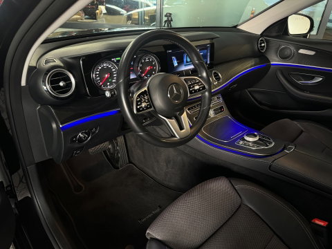 Mercedes-Benz E-Klasse 200 4MATIC Pano|BlindSpot|Cruise Control|Camera