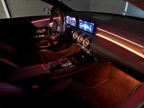 Mercedes-Benz CLA-Klasse 250 e AMG Pano|Sfeer|Camera|Dodehoek