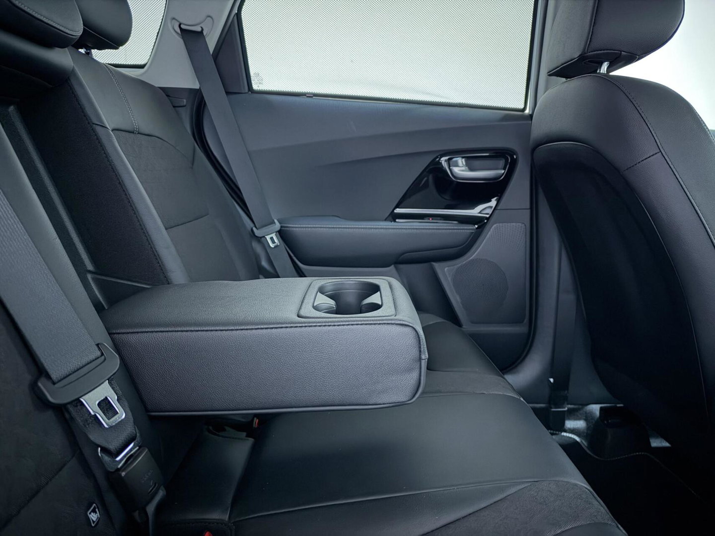 Kia Niro 1.6 GDi Hybrid DynamicLine ACC Camera Carplay Trekh. NAP