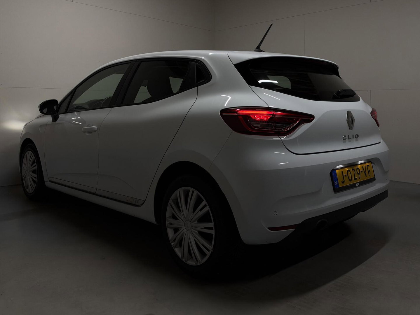 Renault Clio 1.0 TCe Life Airco Cruise Carplay PDC NAP