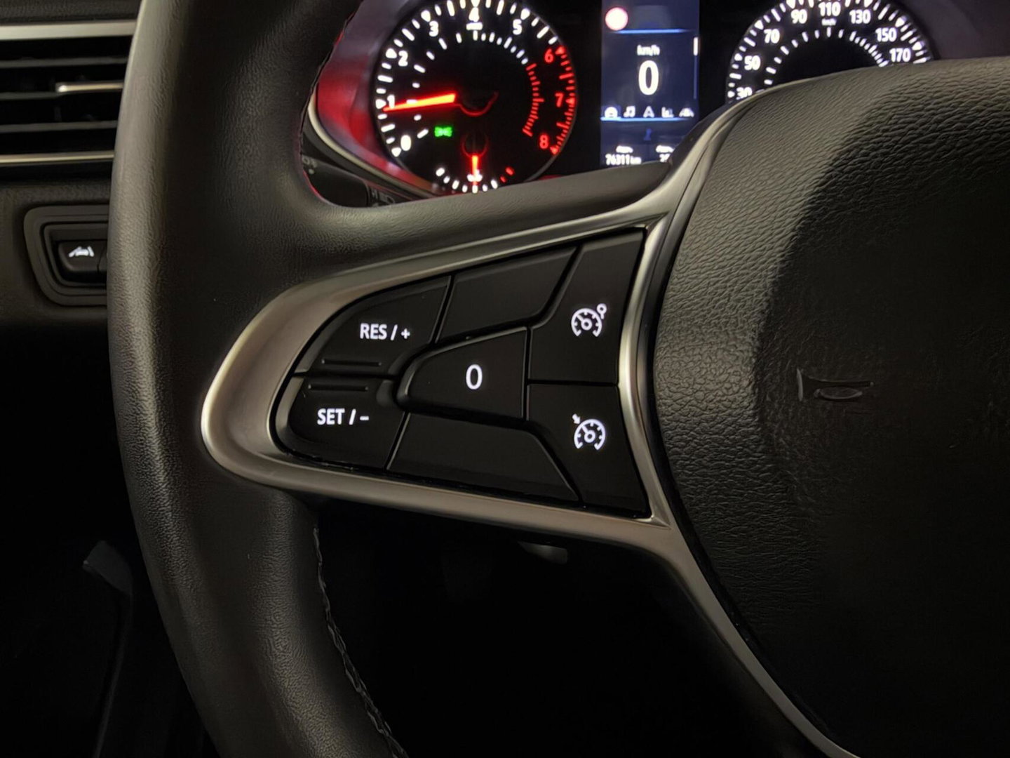 Renault Clio 1.0 TCe Life Airco Cruise Carplay PDC NAP