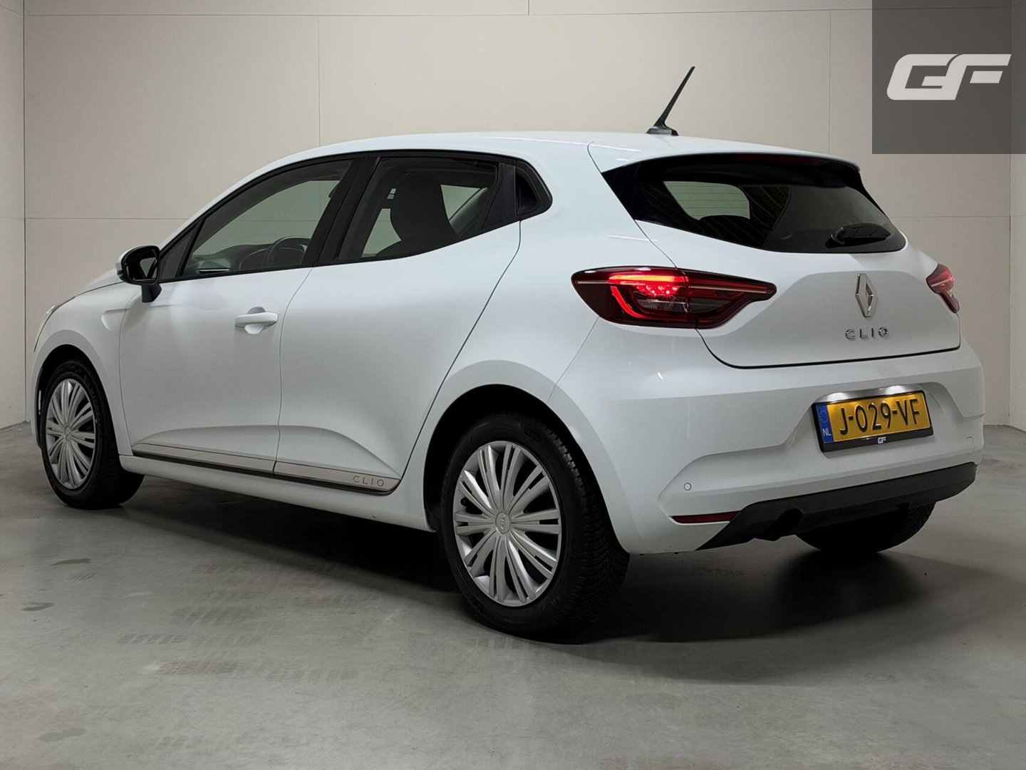 Renault Clio 1.0 TCe Life Airco Cruise Carplay PDC NAP
