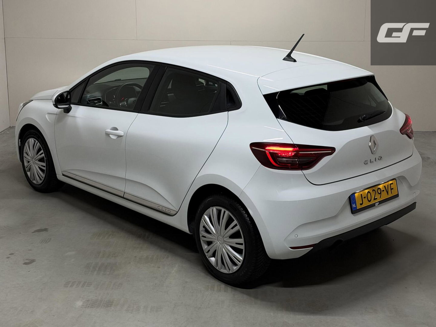 Renault Clio 1.0 TCe Life Airco Cruise Carplay PDC NAP