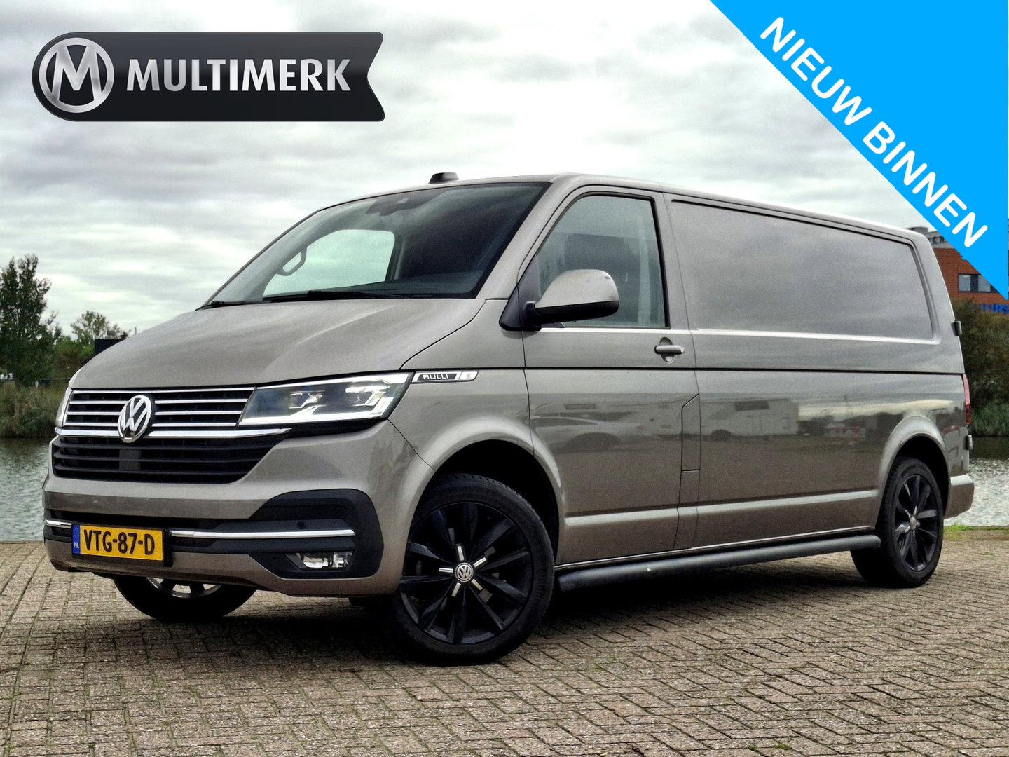Volkswagen Transporter 2.0 TDI L2H1 Bulli | ADAPTIEF | TREKHAAK | LED | LEDER | LMV |