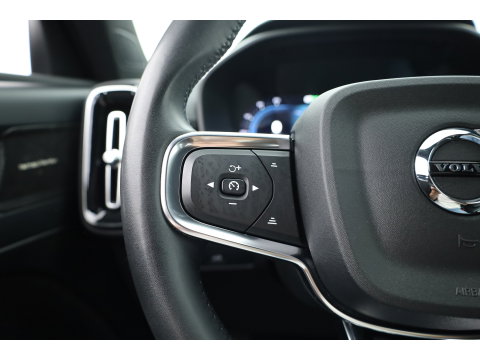Volvo XC40 Recharge Twin 408PK Ultimate |SoH 95%| Pano-dak | Trekhaak | 360 camera |Stoel + stuurverw. | Warmtepomp |