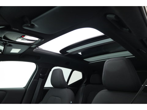 Volvo XC40 Recharge Twin 408PK Ultimate |SoH 95%| Pano-dak | Trekhaak | 360 camera |Stoel + stuurverw. | Warmtepomp |