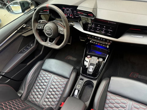 Audi RS3 Sportback 2.5 TFSI quattro Pano|Keramisch|B&O|HuD|Keyless