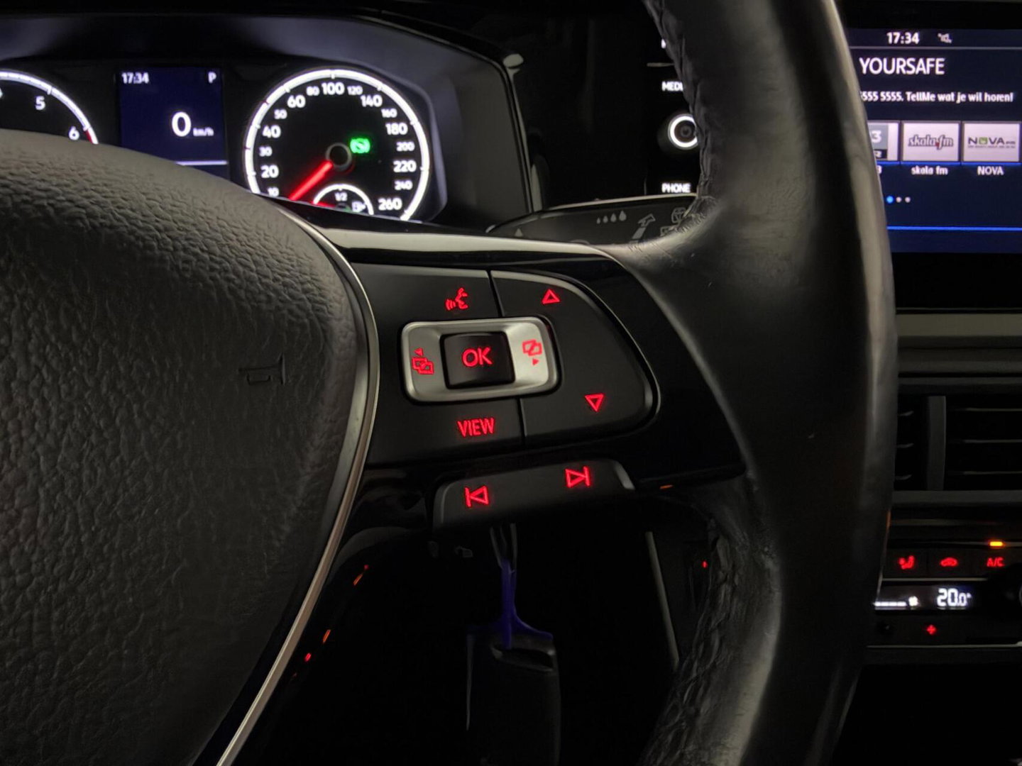 Volkswagen Polo 1.0 TSI 17” R-Line DSG CarPlay Stoelverwarming
