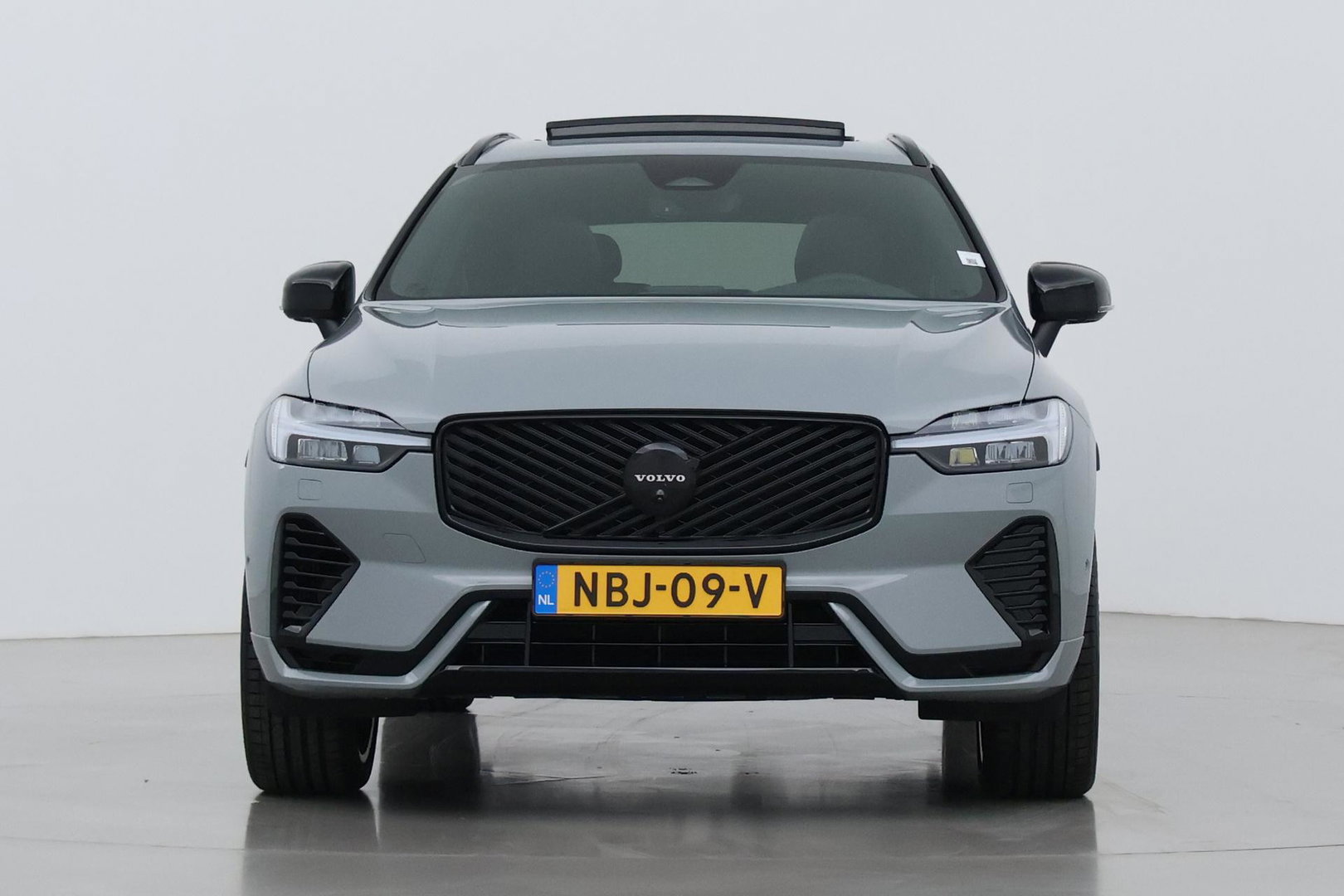 Volvo XC60 T6 Plus Black Edition | Panoramadak | Harman/Kardon | Pilot Assist | Stoel+Stuurverwarming