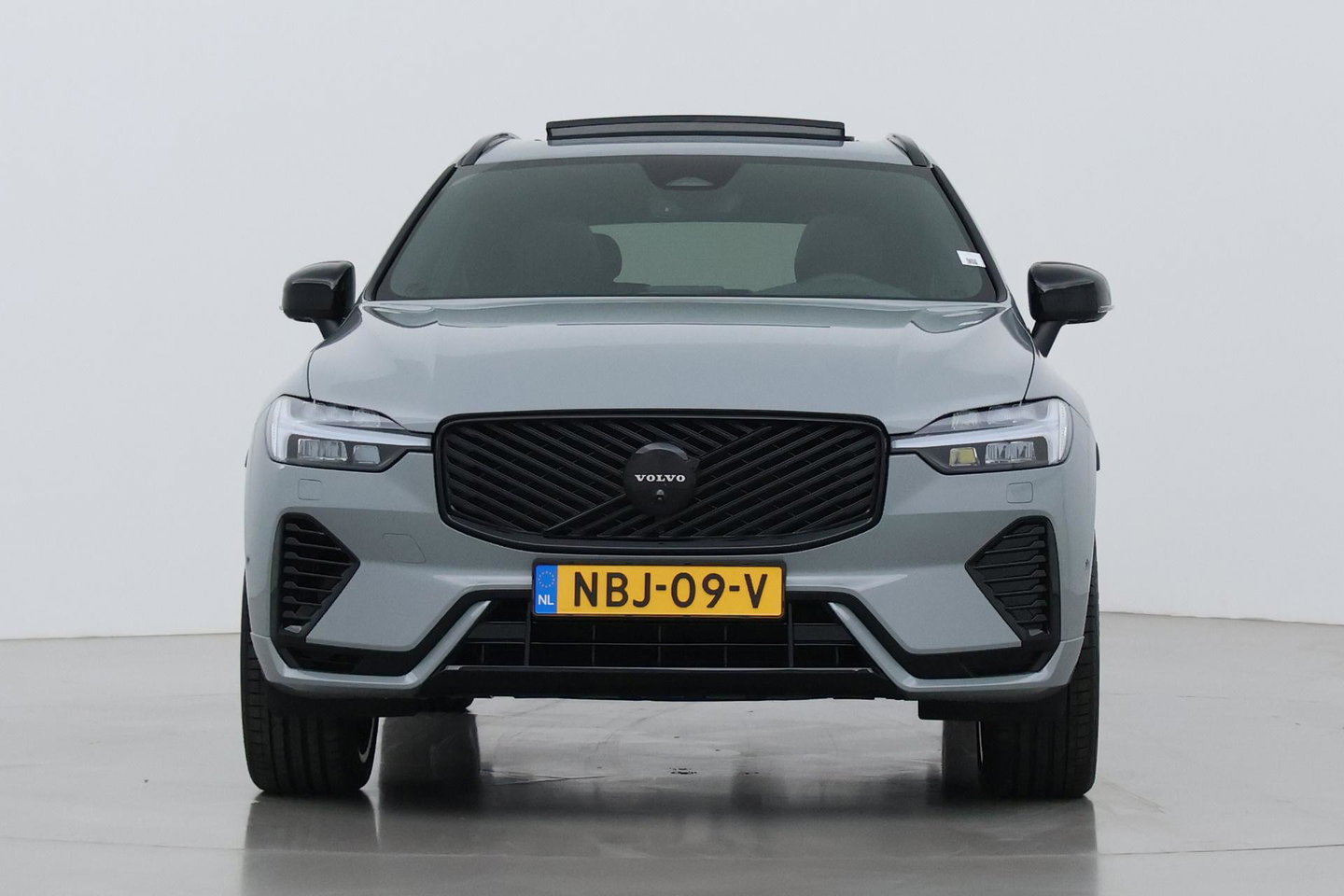 Volvo XC60 T6 Plus Black Edition | Panoramadak | Harman/Kardon | Pilot Assist | Stoel+Stuurverwarming