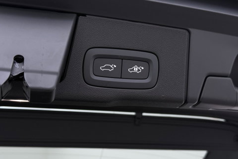Volvo XC60 T6 Plus Black Edition | Panoramadak | Harman/Kardon | Pilot Assist | Stoel+Stuurverwarming