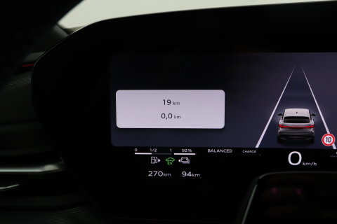 Audi Q5 Sportback Quattro S edition Competition | B&O | Passenger Display | Trekhaak | Luchtvering | Panoramadak | 360° Camera | 21 Inch | ACC