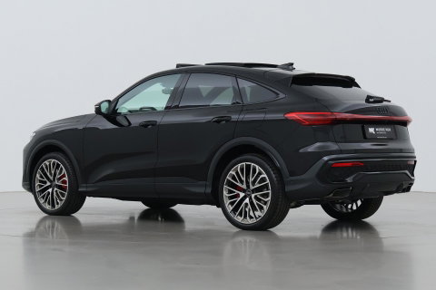 Audi Q5 Sportback Quattro S edition Competition | B&O | Passenger Display | Trekhaak | Luchtvering | Panoramadak | 360° Camera | 21 Inch | ACC