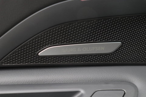 Audi Q5 Sportback Quattro S edition Competition | B&O | Passenger Display | Trekhaak | Luchtvering | Panoramadak | 360° Camera | 21 Inch | ACC