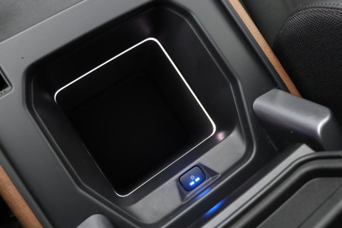 Land Rover Defender 90 D300 X | BTW | 23 Inch | Canvas Vouwdak | ClearSight | Trekhaak | Head-Up | Koelbox | Meridian Surround