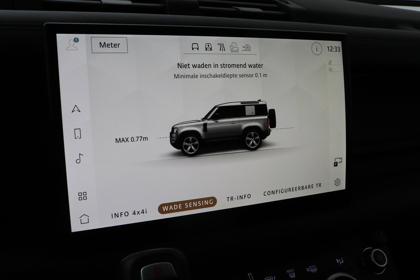 Land Rover Defender 90 D300 X | BTW | 23 Inch | Canvas Vouwdak | ClearSight | Trekhaak | Head-Up | Koelbox | Meridian Surround