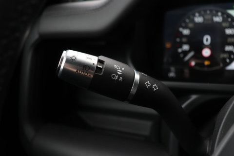 Land Rover Defender 90 D300 X | BTW | 23 Inch | Canvas Vouwdak | ClearSight | Trekhaak | Head-Up | Koelbox | Meridian Surround