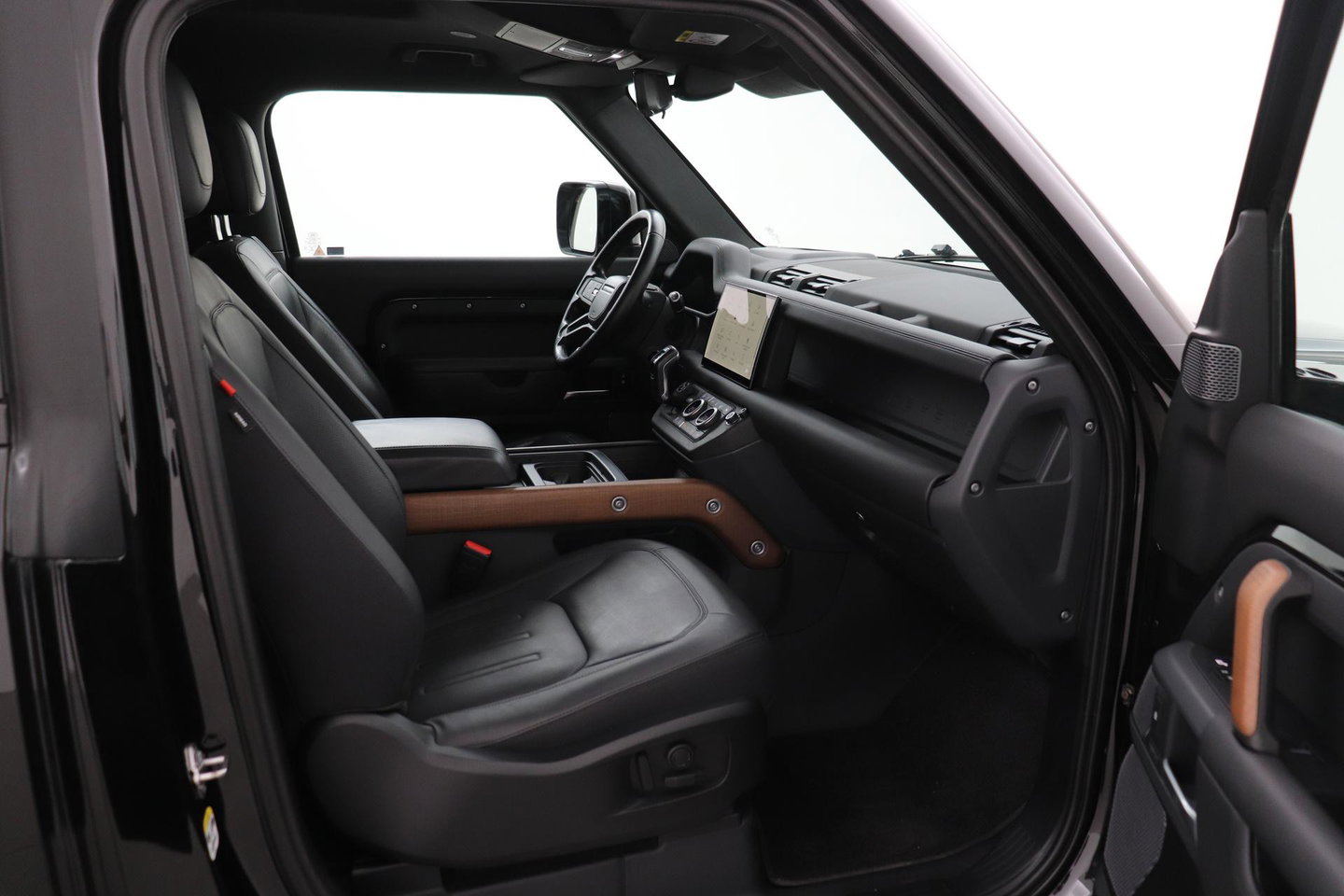 Land Rover Defender 90 D300 X | BTW | 23 Inch | Canvas Vouwdak | ClearSight | Trekhaak | Head-Up | Koelbox | Meridian Surround