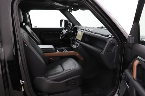 Land Rover Defender 90 D300 X | BTW | 23 Inch | Canvas Vouwdak | ClearSight | Trekhaak | Head-Up | Koelbox | Meridian Surround