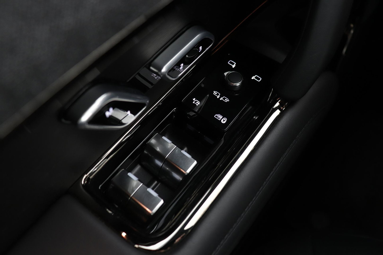 Land Rover Range Rover Sport P460e Dynamic HSE | 23 Inch | ClearSight | Meridian 3D Surround | Head-Up | Trekhaak | Ventilatie