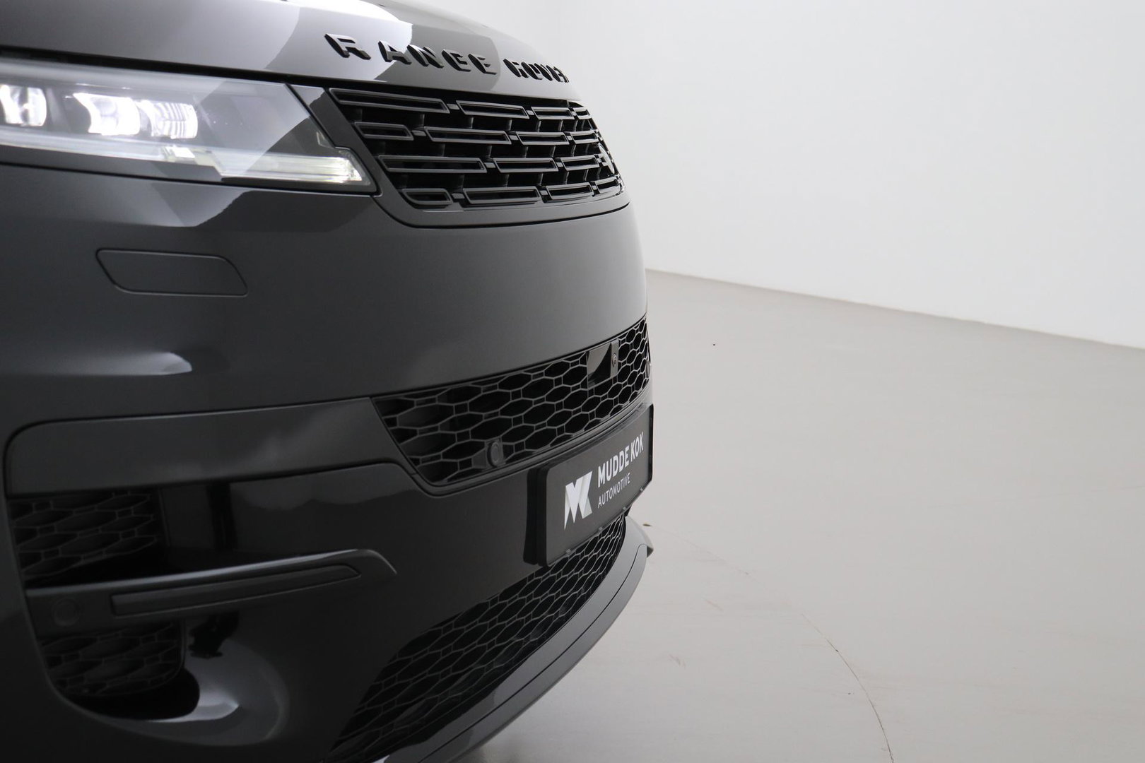 Land Rover Range Rover Sport P460e Dynamic HSE | 23 Inch | ClearSight | Meridian 3D Surround | Head-Up | Trekhaak | Ventilatie